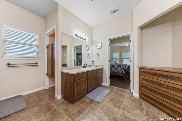 16371 Borregas Rd Elmendorf, TX 78112