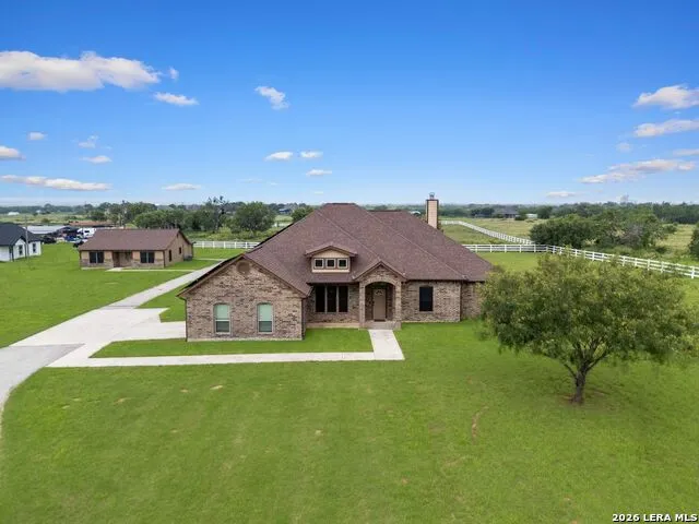 16371 Borregas Rd Elmendorf, TX 78112