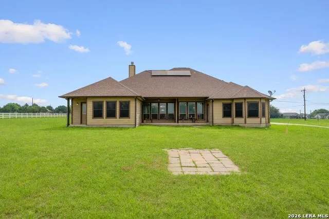 16371 Borregas Rd Elmendorf, TX 78112