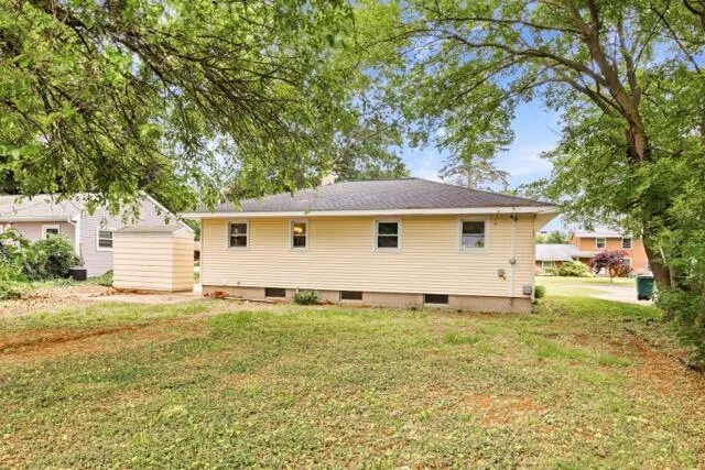 619 Fall Street Spring Lake Village, MI 49456