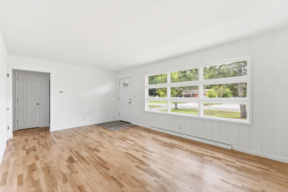 619 Fall Street Spring Lake Village, MI 49456