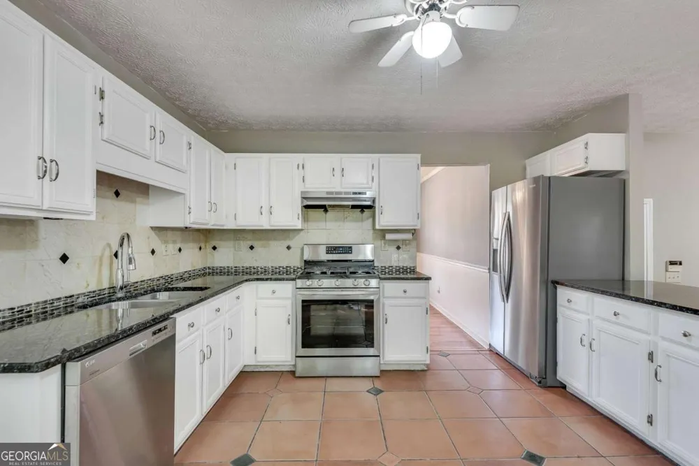 11105 Abbotts Station DR Duluth, GA 30097
