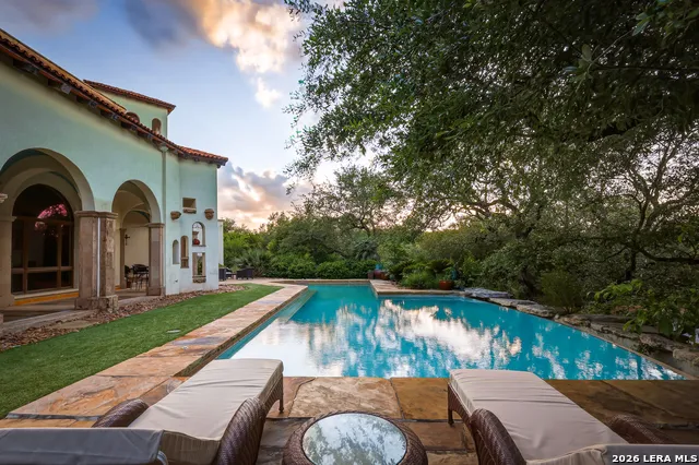 1726 GREYSTONE RDG San Antonio, TX 78258