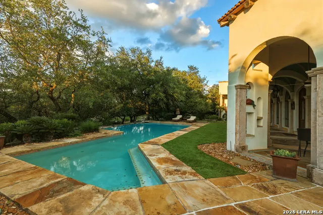 1726 GREYSTONE RDG San Antonio, TX 78258