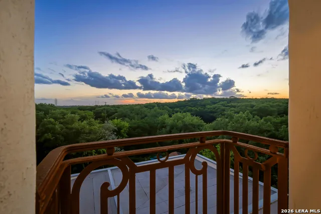 1726 GREYSTONE RDG San Antonio, TX 78258