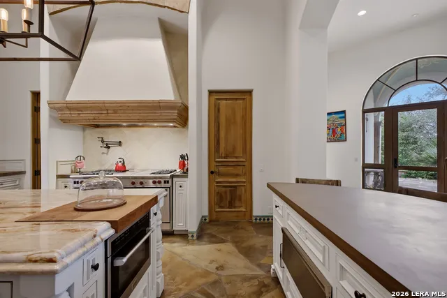 1726 GREYSTONE RDG San Antonio, TX 78258