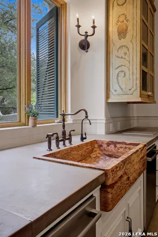 1726 GREYSTONE RDG San Antonio, TX 78258