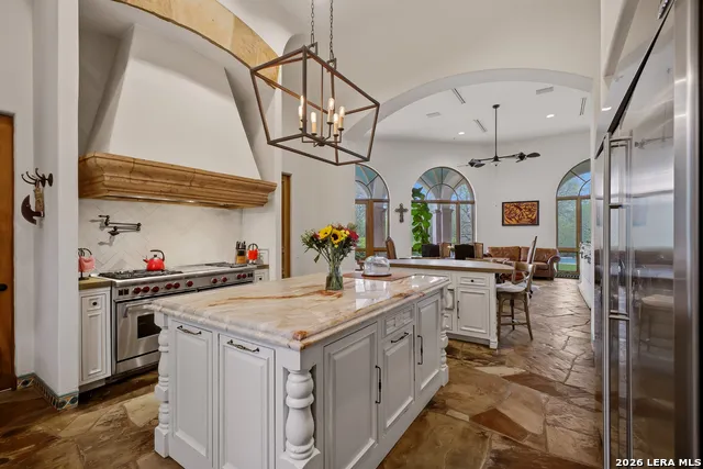 1726 GREYSTONE RDG San Antonio, TX 78258