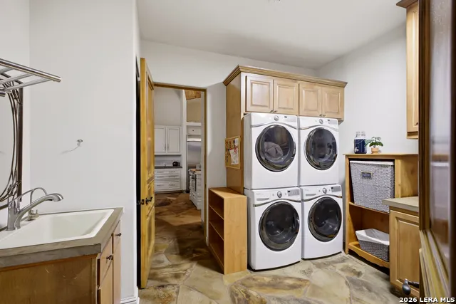 1726 GREYSTONE RDG San Antonio, TX 78258