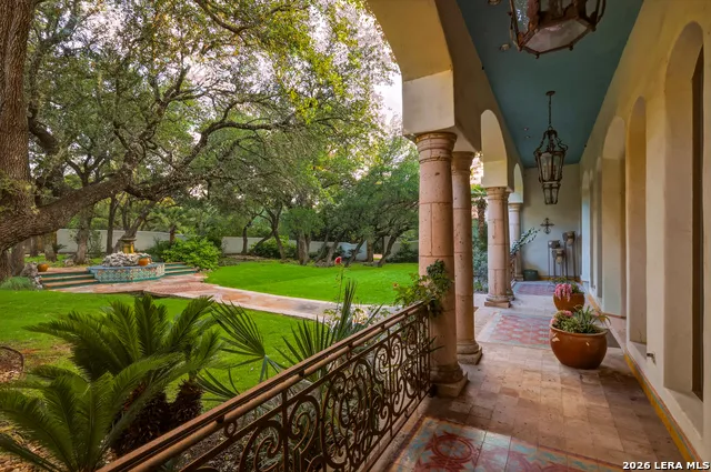 1726 GREYSTONE RDG San Antonio, TX 78258