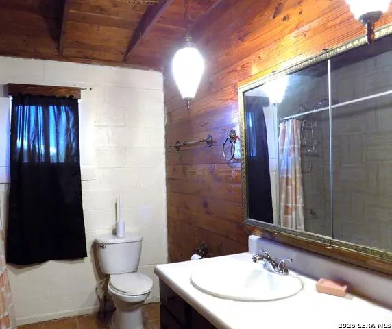 849 LOWE RD Quemado, TX 78877