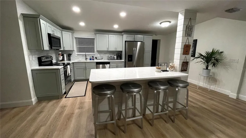 1639 ST CATHERINE DRIVE W Dunedin, FL 34698