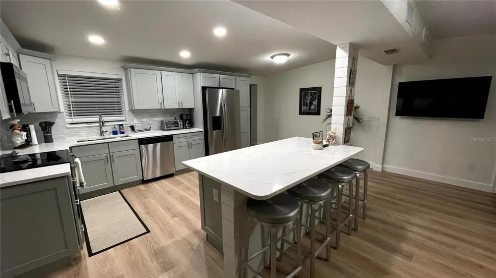 1639 ST CATHERINE DRIVE W Dunedin, FL 34698