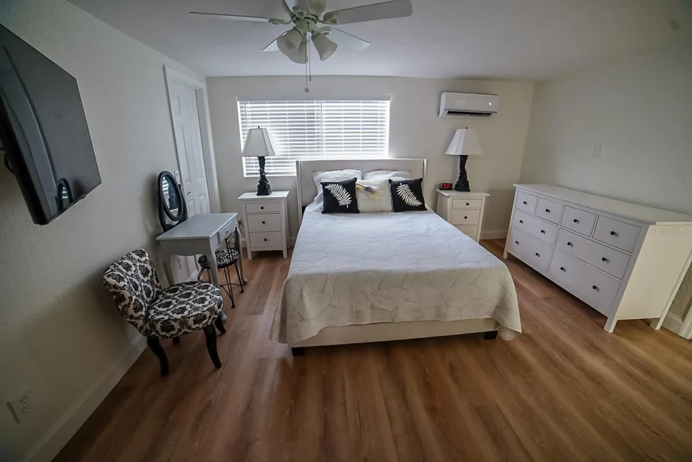 1639 ST CATHERINE DRIVE W Dunedin, FL 34698