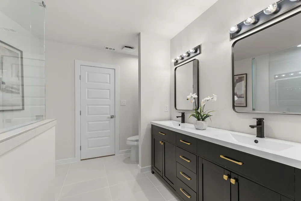 2428 Saint Clair Drive Dallas, TX 75215