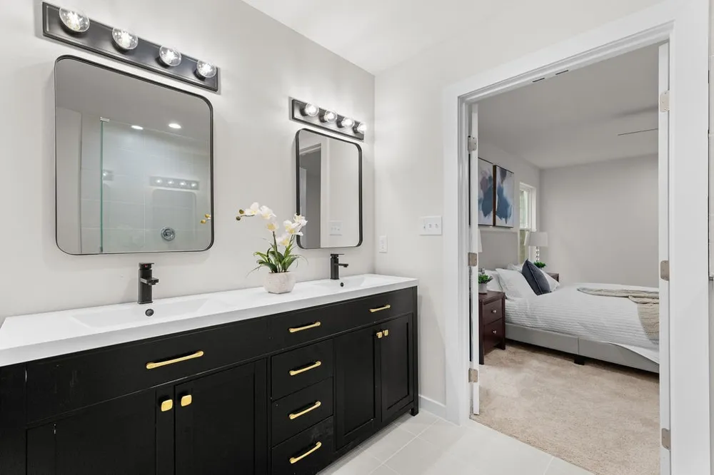 2428 Saint Clair Drive Dallas, TX 75215