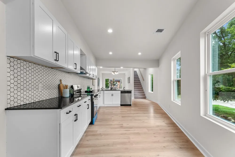 2428 Saint Clair Drive Dallas, TX 75215
