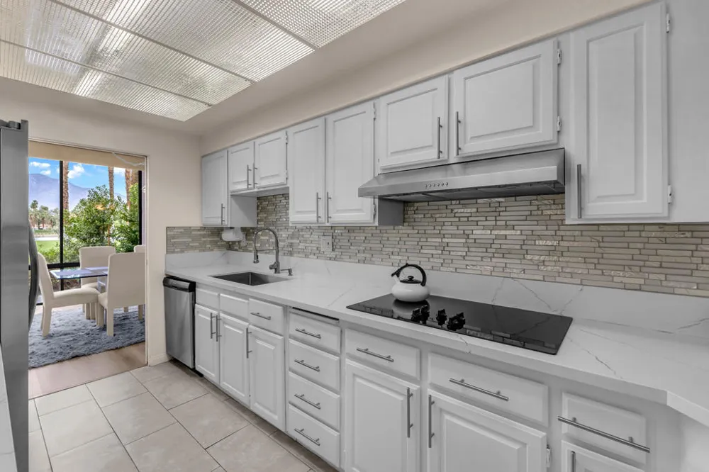 910 Island Drive #112 Rancho Mirage, CA 92270