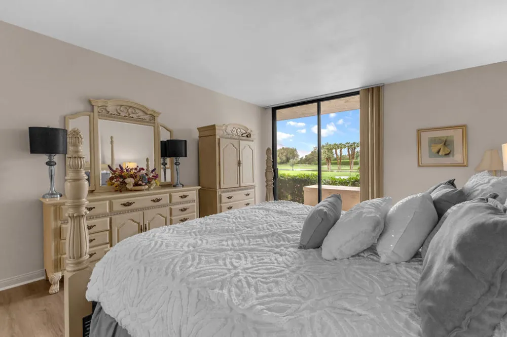 910 Island Drive #112 Rancho Mirage, CA 92270