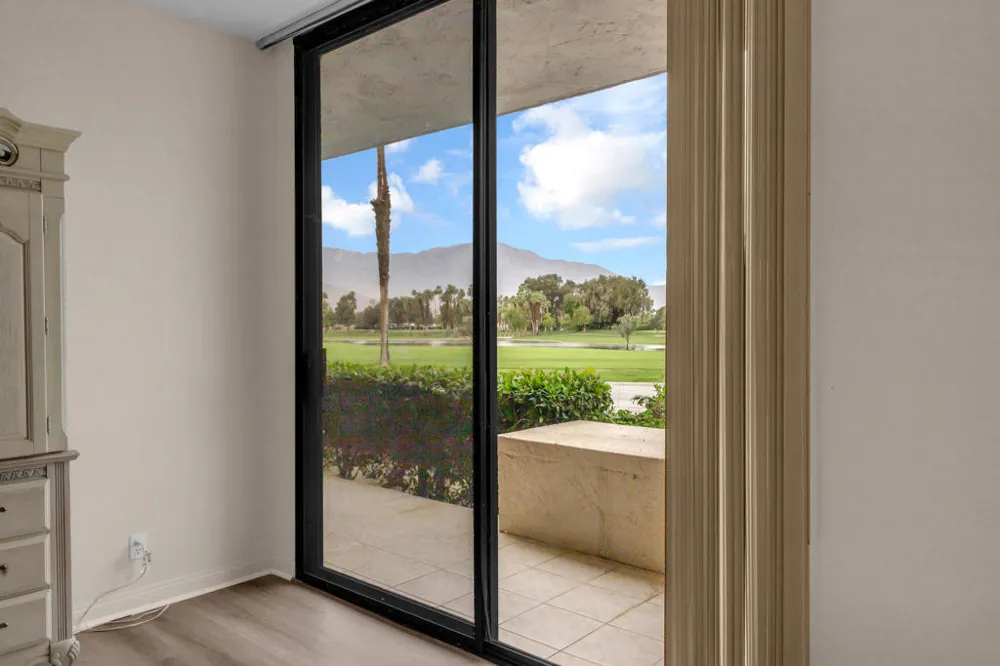 910 Island Drive #112 Rancho Mirage, CA 92270