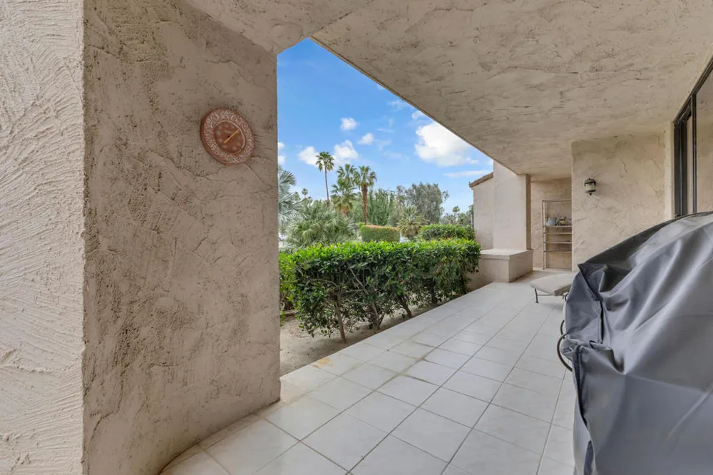 910 Island Drive #112 Rancho Mirage, CA 92270
