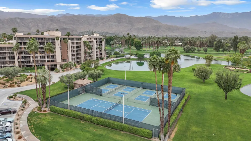 910 Island Drive #112 Rancho Mirage, CA 92270