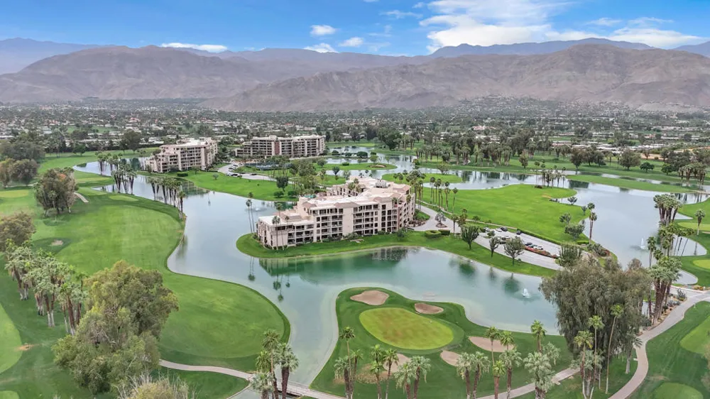 910 Island Drive #112 Rancho Mirage, CA 92270