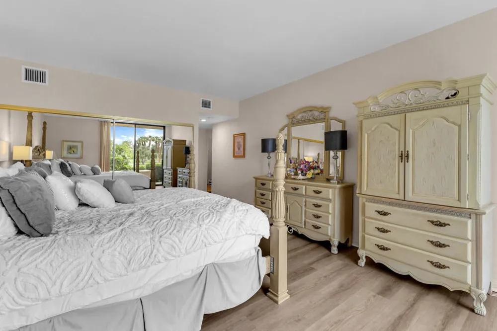 910 Island Drive #112 Rancho Mirage, CA 92270