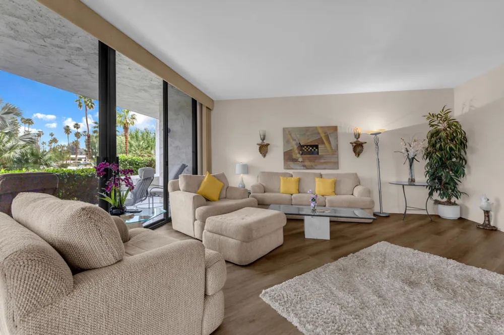 910 Island Drive #112 Rancho Mirage, CA 92270