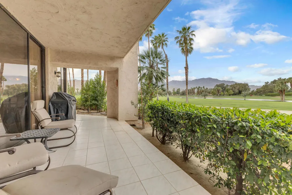 910 Island Drive #112 Rancho Mirage, CA 92270