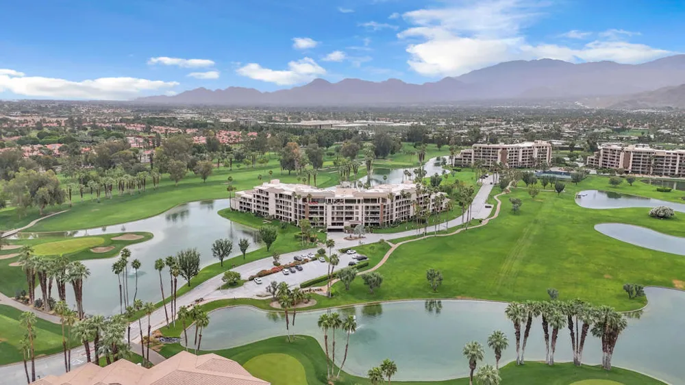 910 Island Drive #112 Rancho Mirage, CA 92270