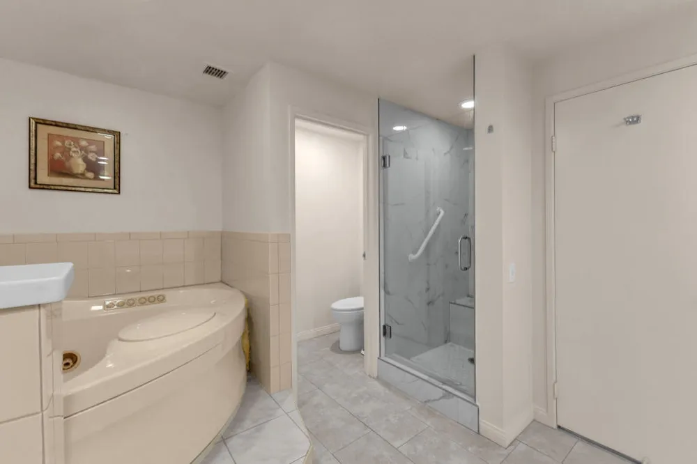 910 Island Drive #112 Rancho Mirage, CA 92270