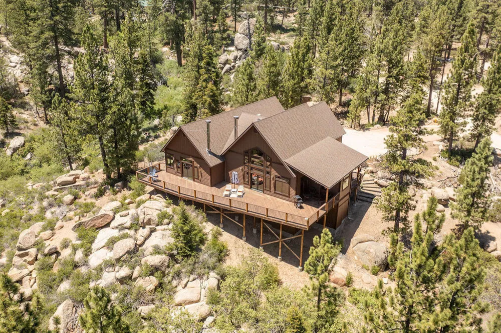 32311 Rim Of The World Drive Fawnskin, CA 92333