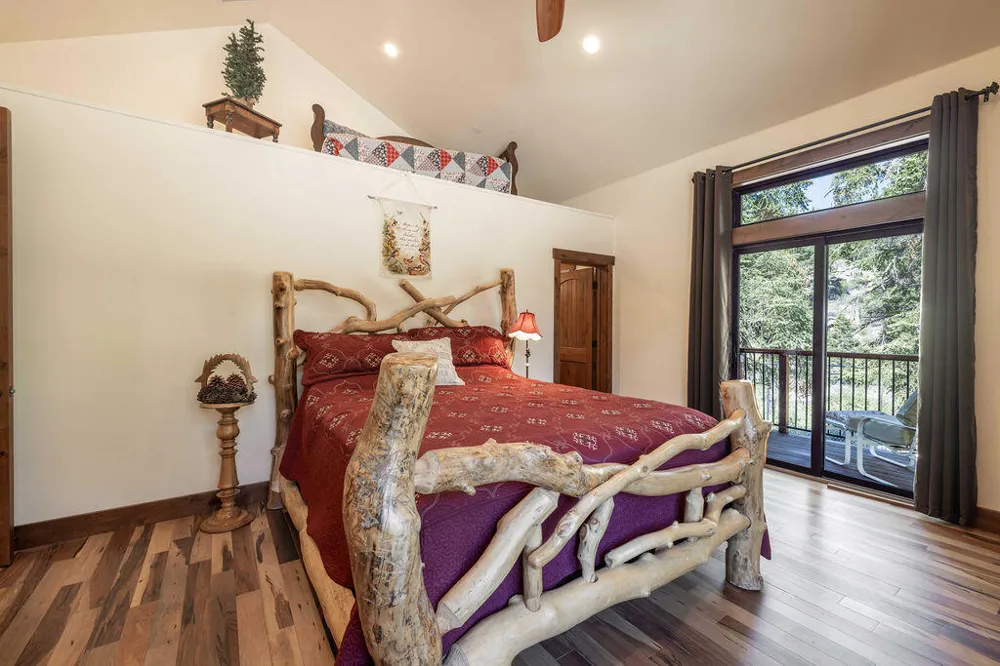 32311 Rim Of The World Drive Fawnskin, CA 92333