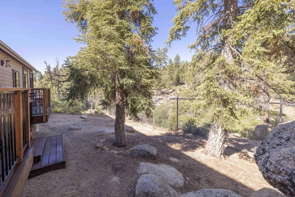 32311 Rim Of The World Drive Fawnskin, CA 92333