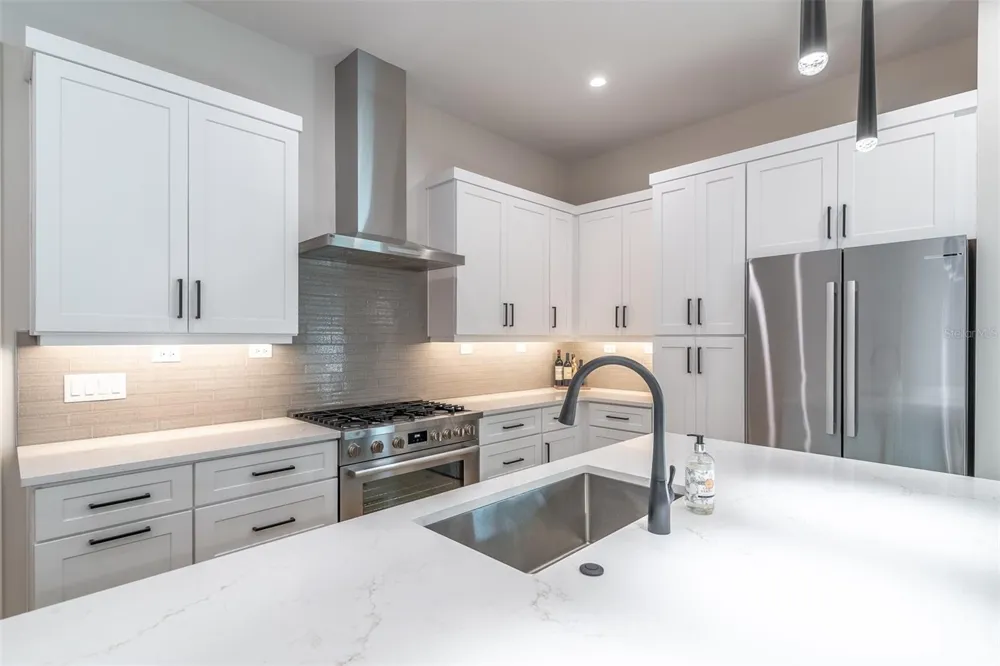 1411 MILLER AVENUE Winter Park, FL 32789