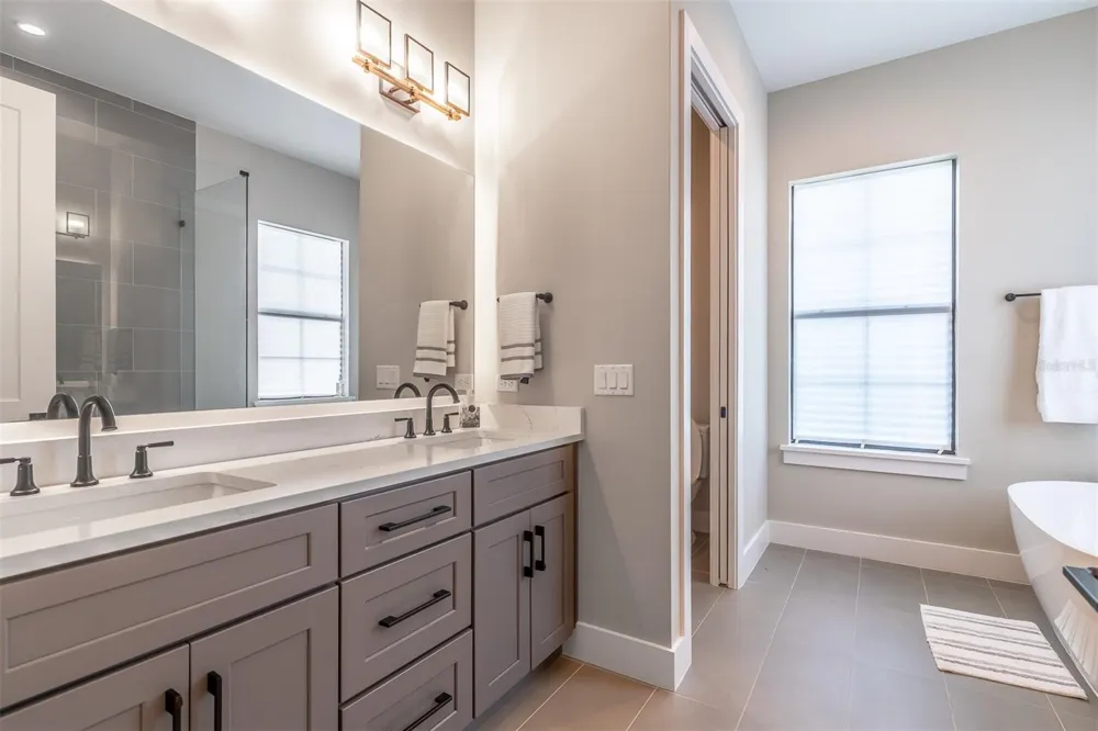 1411 MILLER AVENUE Winter Park, FL 32789