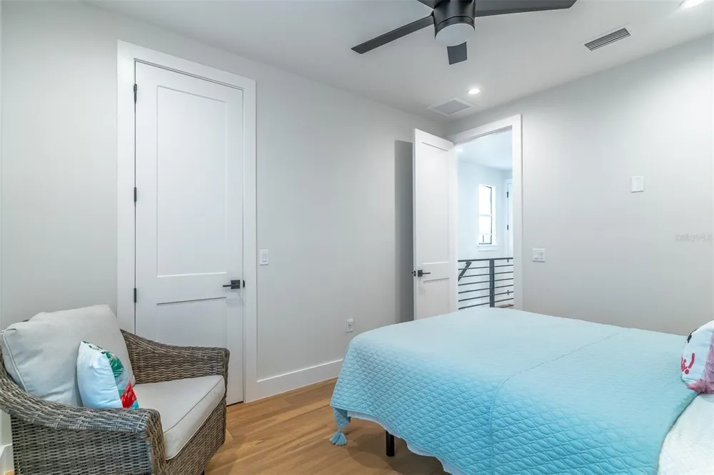 1411 MILLER AVENUE Winter Park, FL 32789