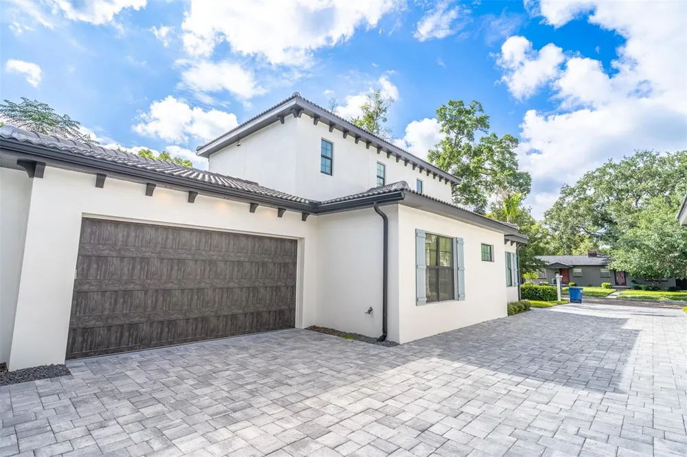 1411 MILLER AVENUE Winter Park, FL 32789