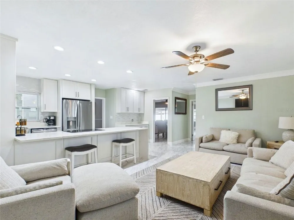 409 4TH AVENUE Tierra Verde, FL 33715