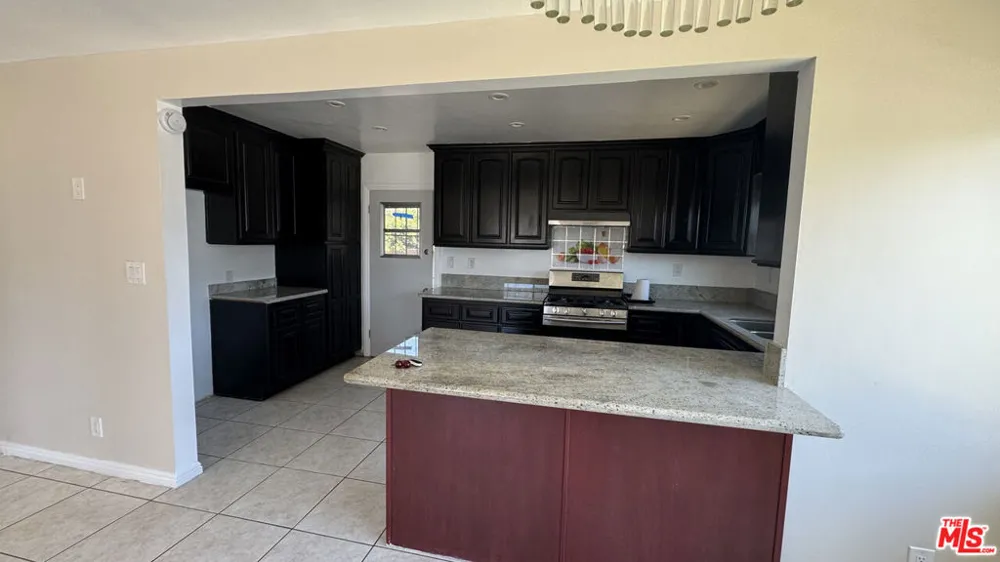 15336 Ryon Avenue Bellflower, CA 90706