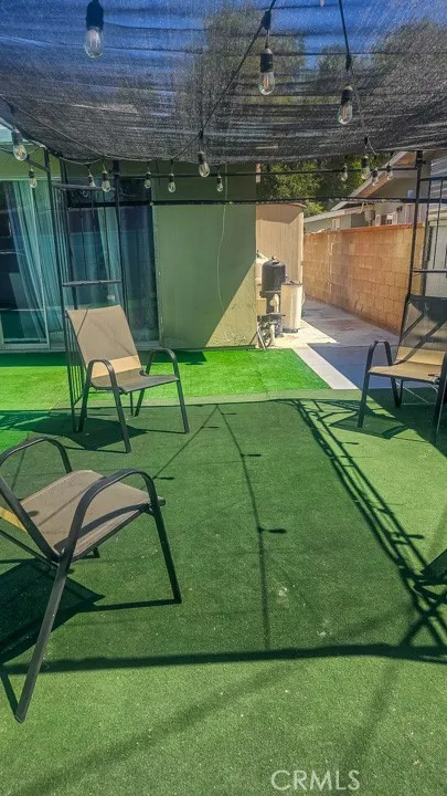 1046 W Holguin Lancaster, CA 93534