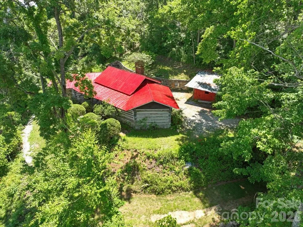 8709 Hwy 226A Highway Little Switzerland, NC 28749