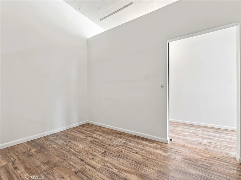 420 S San Pedro #222 Los Angeles, CA 90013