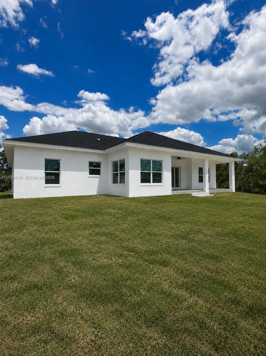536 lincoln Lake Placid, FL 33852
