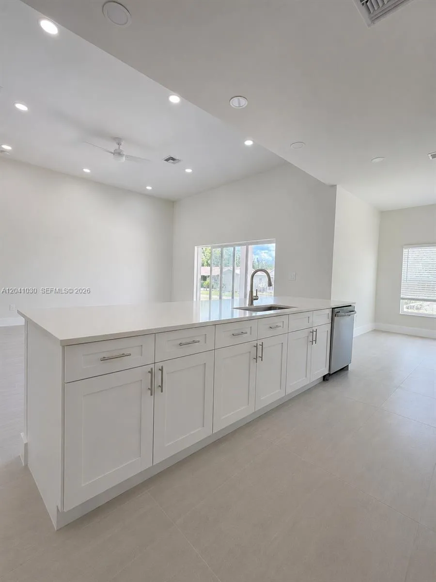 536 lincoln Lake Placid, FL 33852