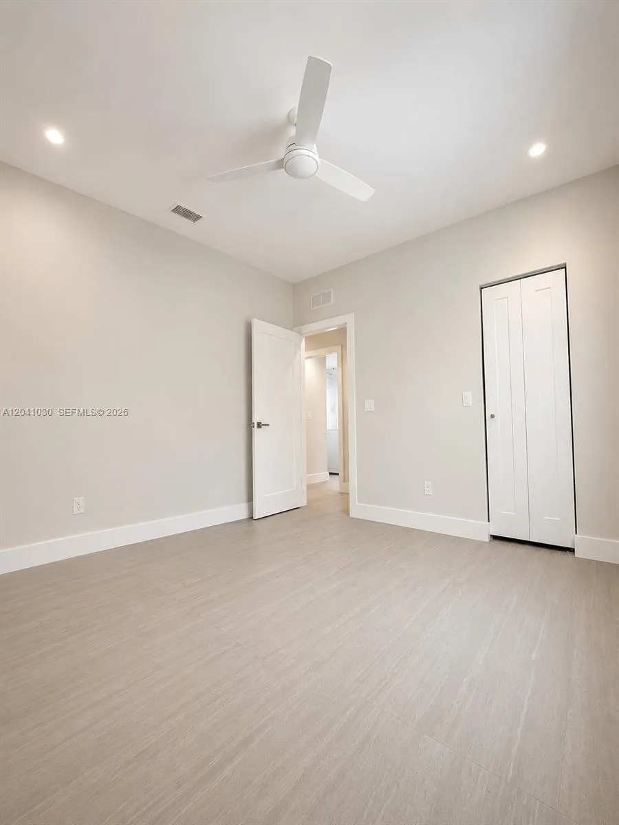 536 lincoln Lake Placid, FL 33852