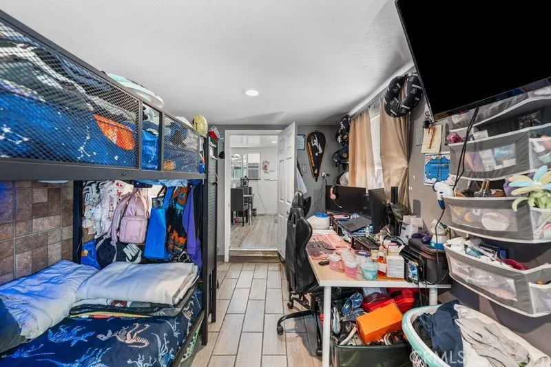 3891 Lugo Lynwood, CA 90262