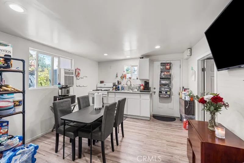 3891 Lugo Lynwood, CA 90262