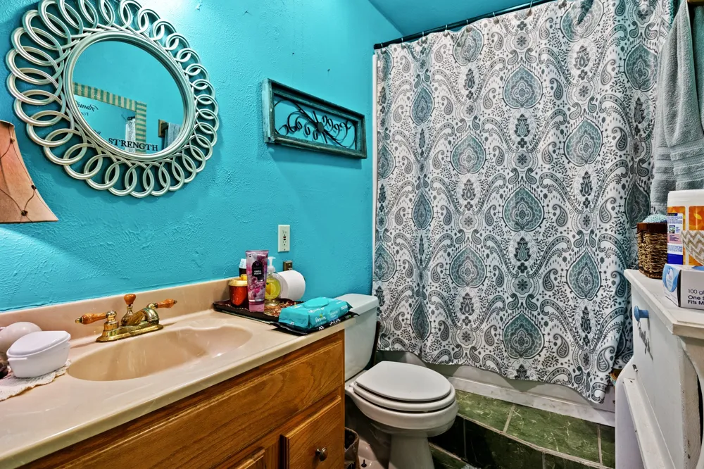 404 Joyner Avenue Omaha, TX 75571